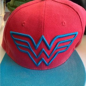 EUC Ladies Wonder Woman Ball Cap